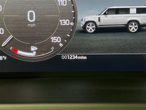 Used 2024 Land Rover Defender 130 X image 12