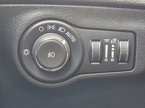 Used 2020 Jeep Compass Trailhawk w/ Cold Weather Group image 23