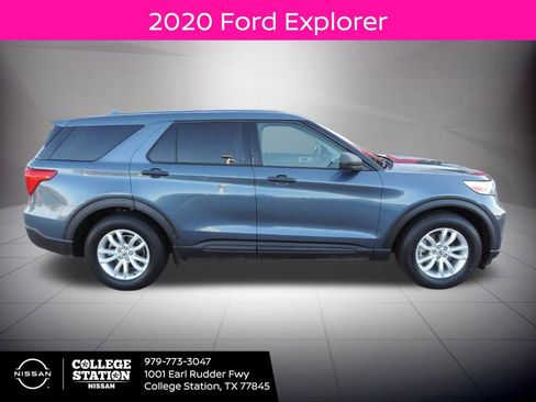 Used 2020 Ford Explorer 2WD image 2