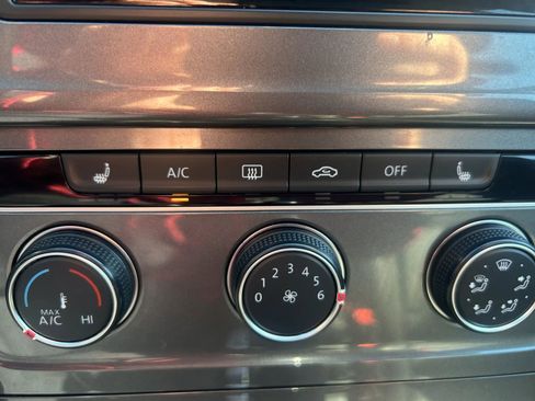 Used 2017 Volkswagen Golf Alltrack SEL image 23