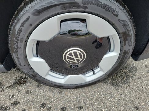 New 2025 Volkswagen ID. Buzz Pro S image 25