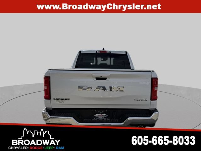 Used 2025 RAM 1500 Laramie AWD/4WD image 6