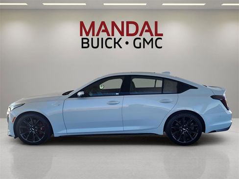 Used 2023 Cadillac CT5 V w/ Premium Package image 9