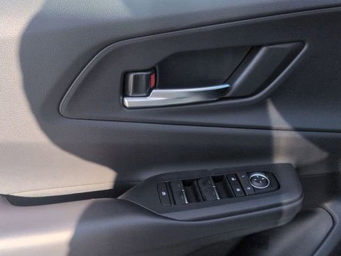 New 2026 Toyota Prius Plug-In Hybrid image 13