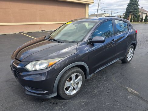 Used 2016 Honda HR-V LX image 5
