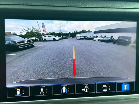 Used 2021 GMC Yukon XL Denali w/ Denali Premium Package RWD image 32