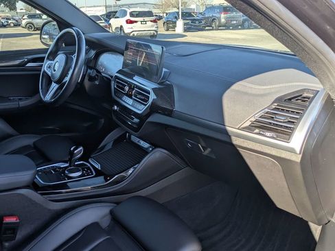 Used 2022 BMW X4 M40i w/ Premium Package image 32