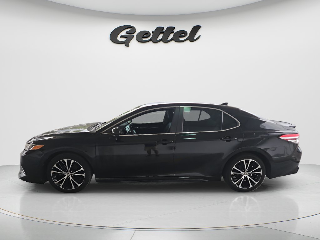 Used 2020 Toyota Camry SE FWD image 8