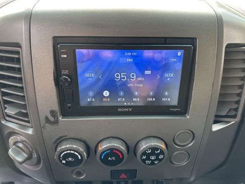Used 2005 Nissan Titan SE w/ (W01) Utility Bed Pkg AWD/4WD image 17