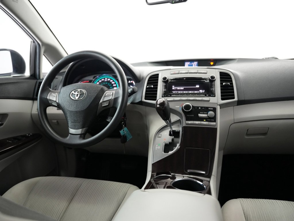 Used 2012 Toyota Venza LE FWD image 10