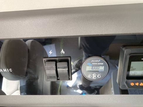 Used 2024 RAM ProMaster 3500 w/ Quick Order Package 22H SLT+ FWD image 28