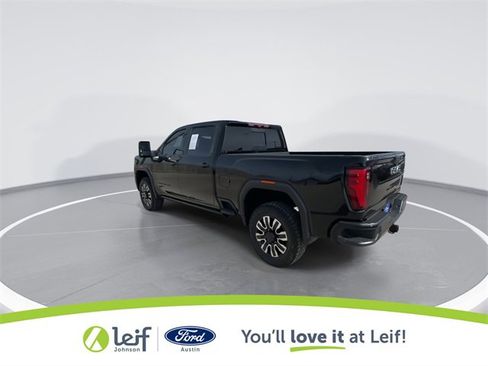 Used 2024 GMC Sierra 2500 Denali Ultimate image 8