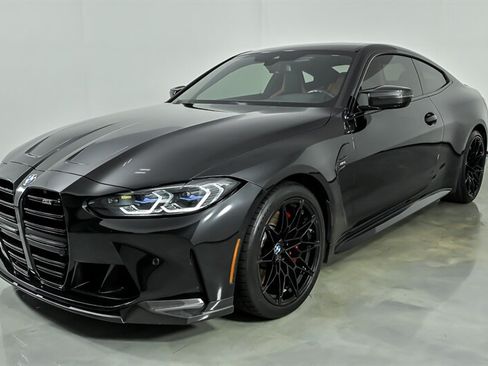 Used 2021 BMW M4 Coupe w/ M Carbon Exterior Package RWD image 6