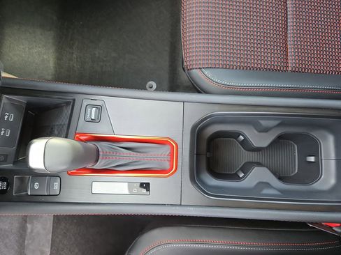 New 2026 Nissan Kicks SR AWD/4WD image 22