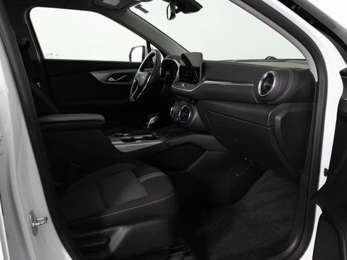 Certified 2024 Chevrolet Blazer LT w/ Convenience Package image 43