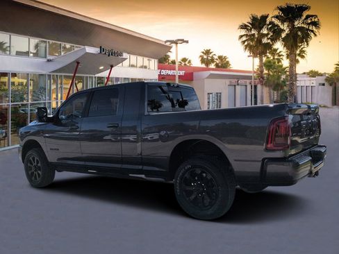 Certified 2025 RAM 2500 Laramie AWD/4WD image 5