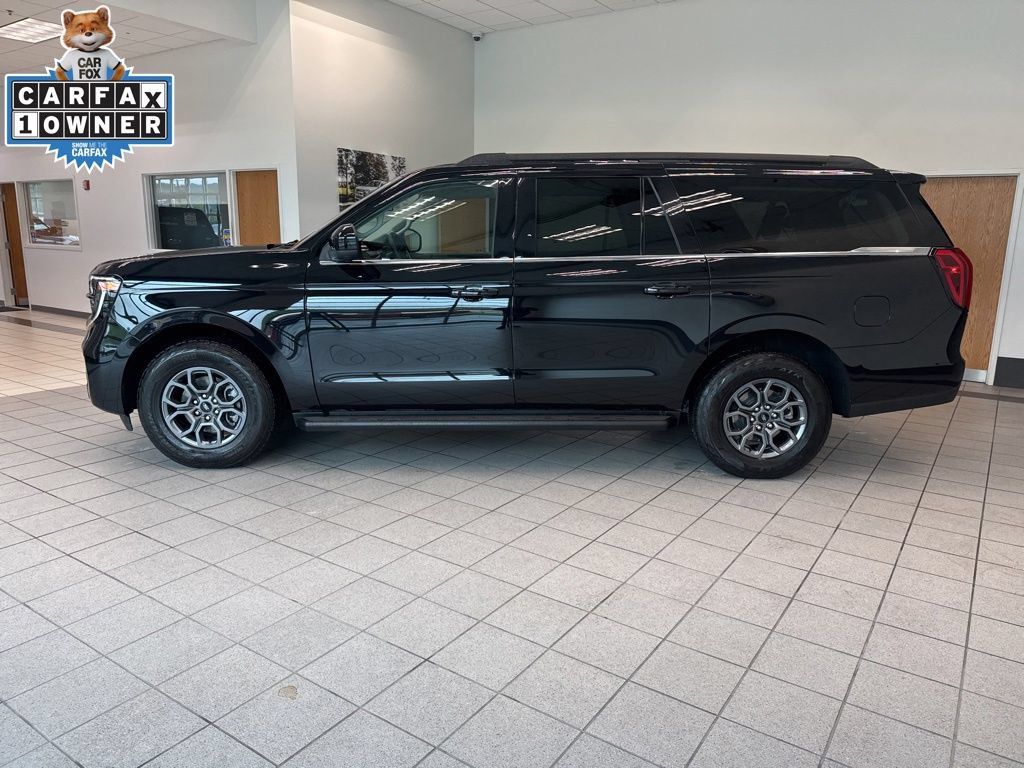 Used 2025 Ford Expedition Max Active AWD/4WD image 10