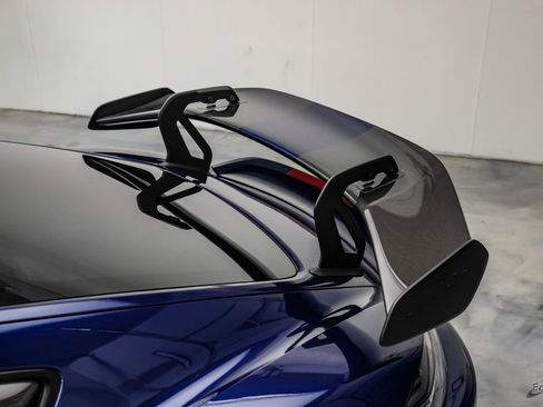 Used 2025 Porsche 718 Cayman GT4 RS RWD image 21