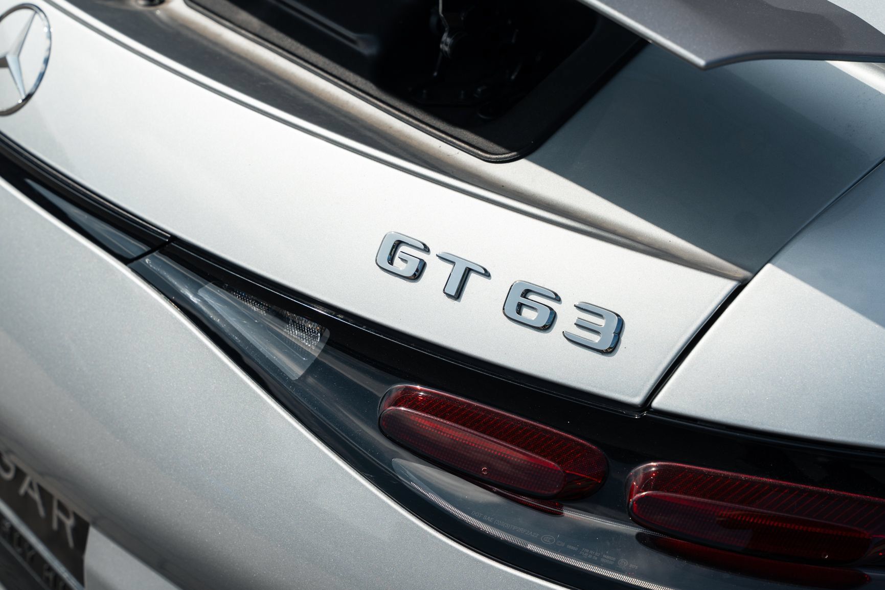 Used 2025 Mercedes-Benz AMG GT 63 w/ Driver Assistance Package image 19
