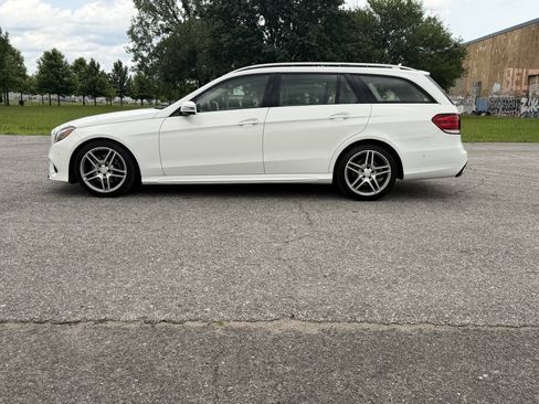 Used 2014 Mercedes-Benz E 350 4MATIC Wagon image 13