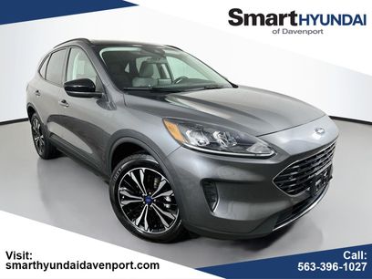 Used 2022 Ford Escape SE w/ SE Sport Appearance Package