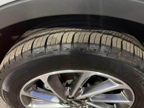 Used 2024 Lincoln Corsair AWD w/ Equipment Group 102A image 34