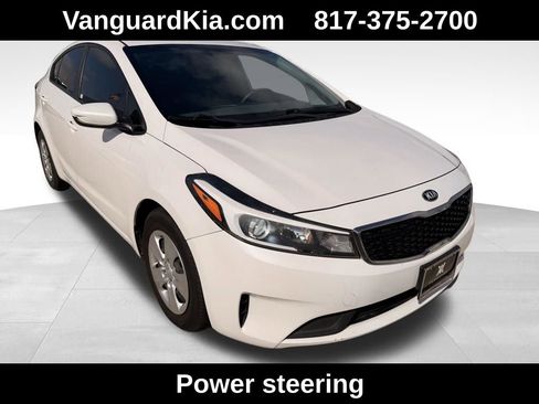 Used 2017 Kia Forte LX w/ LX Popular Package image 5