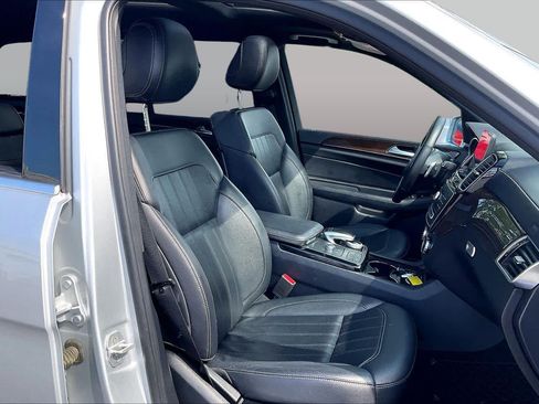 Used 2017 Mercedes-Benz GLS 450 4MATIC image 8
