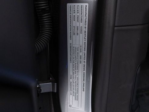Certified 2023 Bentley Flying Spur Plug-In Hybrid AWD/4WD image 52