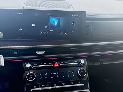 Used 2024 Hyundai Santa Fe Calligraphy image 10