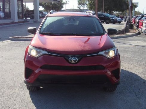 Used 2017 Toyota RAV4 LE image 7