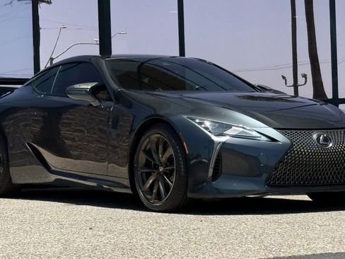 Used 2018 Lexus LC 500 Coupe w/ Touring Package RWD image 17