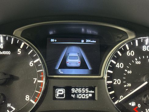 Used 2015 Nissan Altima 3.5 SL FWD image 24