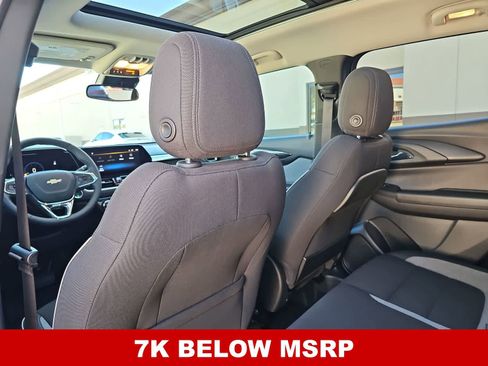 Used 2026 Chevrolet TrailBlazer LT w/ Convenience Package image 16