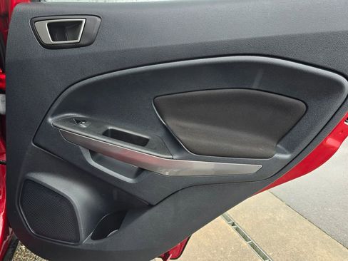 Used 2022 Ford EcoSport SE image 19