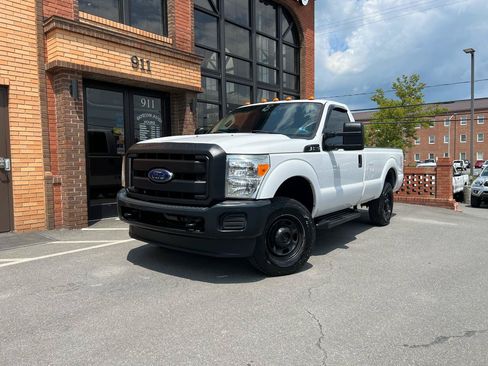 Used 2016 Ford F250 XL AWD/4WD image 2