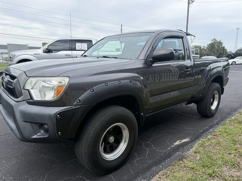 Used 2013 Toyota Tacoma 2WD Regular Cab image 3