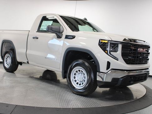 New 2026 GMC Sierra 1500 Pro w/ Pro Value Package AWD/4WD image 18