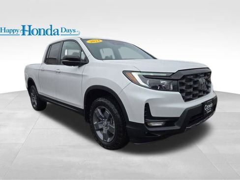 Used 2024 Honda Ridgeline TrailSport image 1