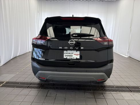 Used 2023 Nissan Rogue S FWD image 5