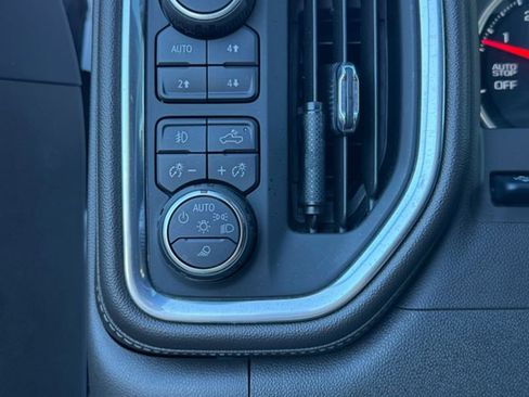 Used 2022 Chevrolet Silverado 1500 LTZ w/ LTZ Premium Package image 10