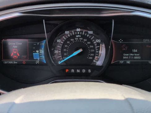 Used 2018 Ford Fusion SE w/ Fusion SE Technology Package FWD image 30
