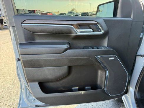 Used 2024 Chevrolet Silverado 1500 LT Trail Boss w/ Convenience Package II image 26