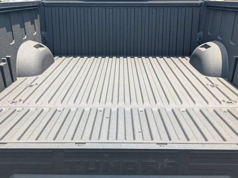 Used 2025 Toyota Tundra Limited AWD/4WD image 16