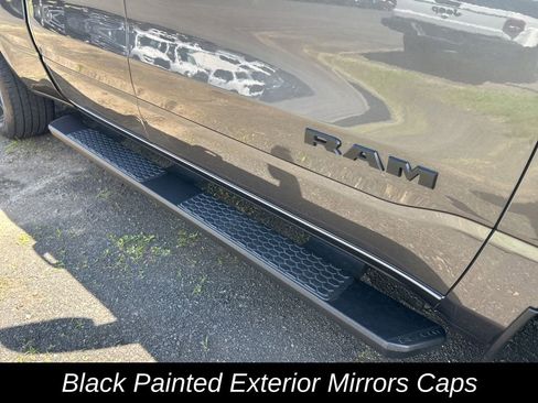 Used 2022 RAM 1500 Big Horn AWD/4WD image 39