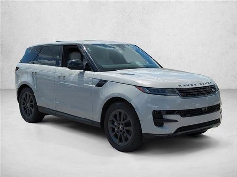 Used 2025 Land Rover Range Rover Sport SE AWD/4WD image 3