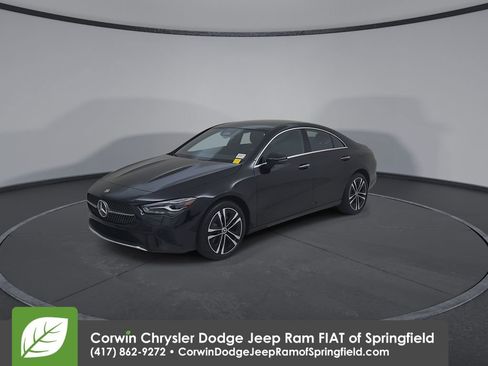 Used 2025 Mercedes-Benz CLA 250 4MATIC image 7