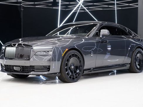 Used 2024 Rolls-Royce Spectre w/ Spectre Launch Package AWD/4WD image 3