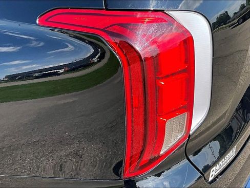 Used 2020 Hyundai Palisade Limited FWD image 30