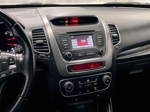 Used 2014 Kia Sorento EX AWD/4WD image 18